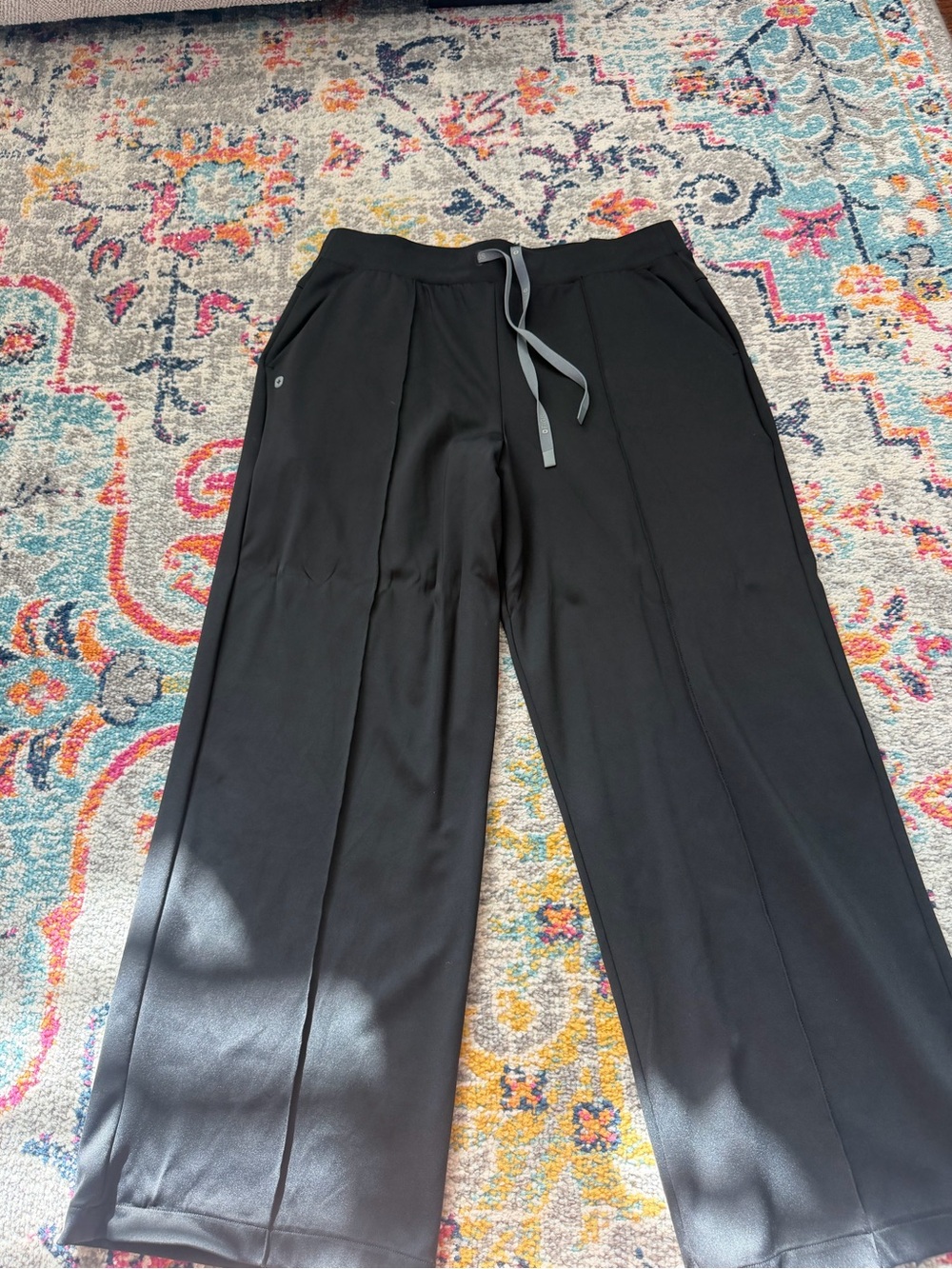 FIGS high wasted salina formX wide leg scrub pant